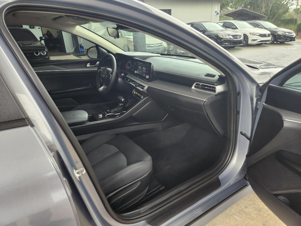 2022 Kia K5 - $14,995