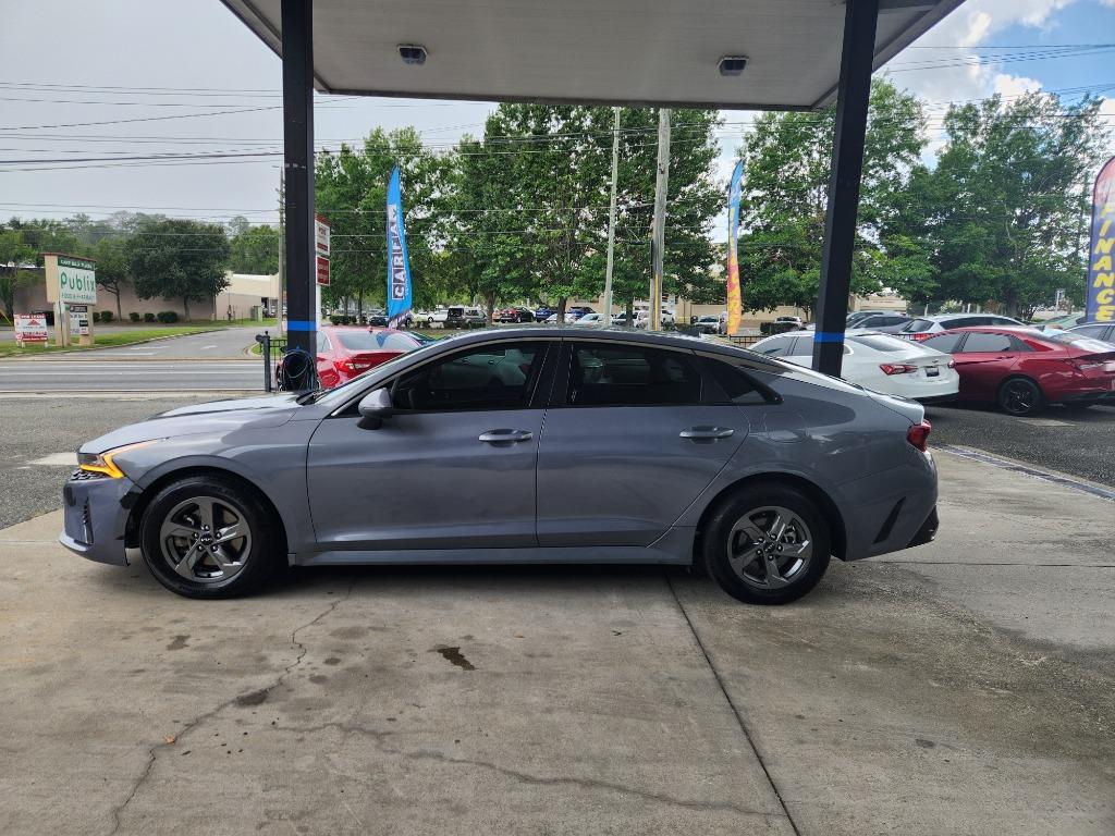 2022 Kia K5 - $14,995
