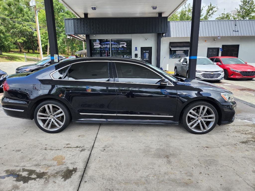 2019 Volkswagen Passat - $13,995