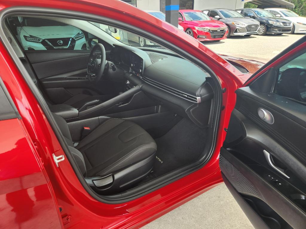 2023 Hyundai Elantra - $17,995