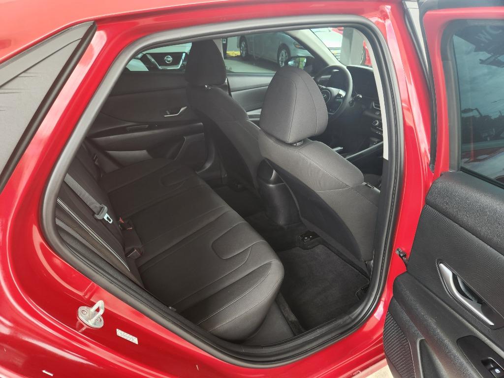 2023 Hyundai Elantra - $17,995