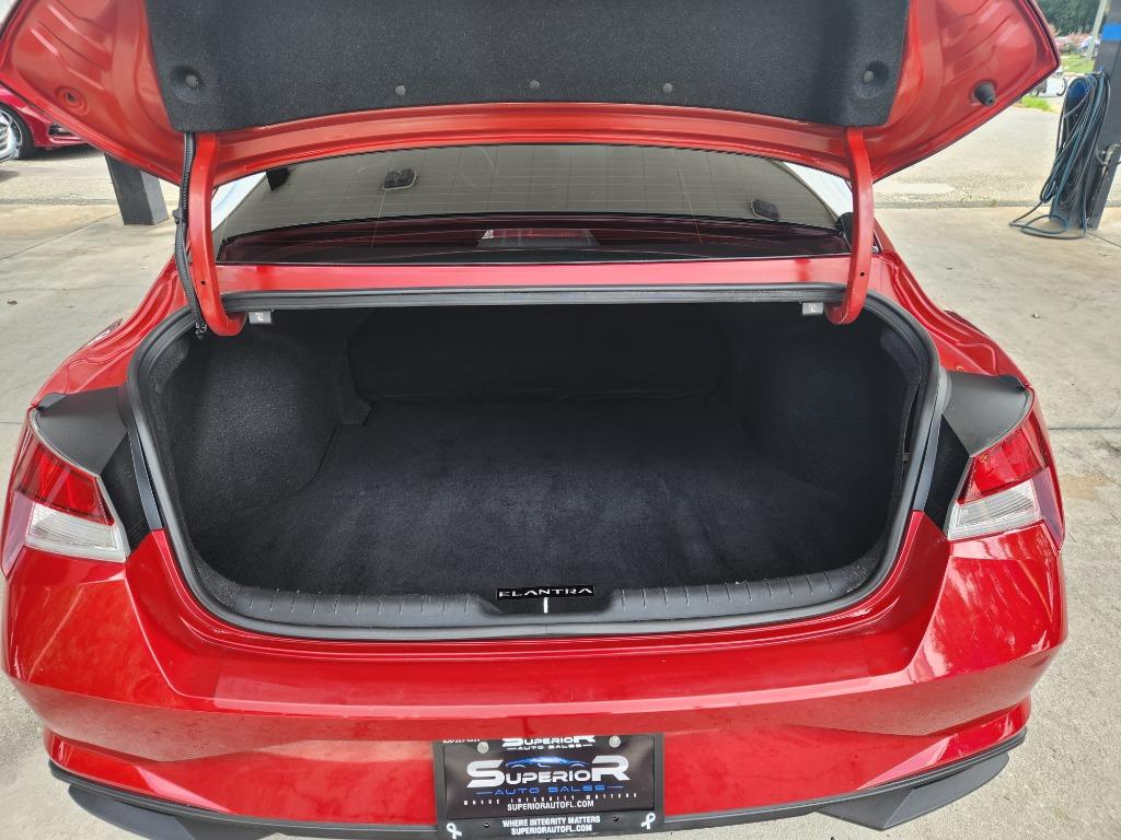 2023 Hyundai Elantra - $17,995