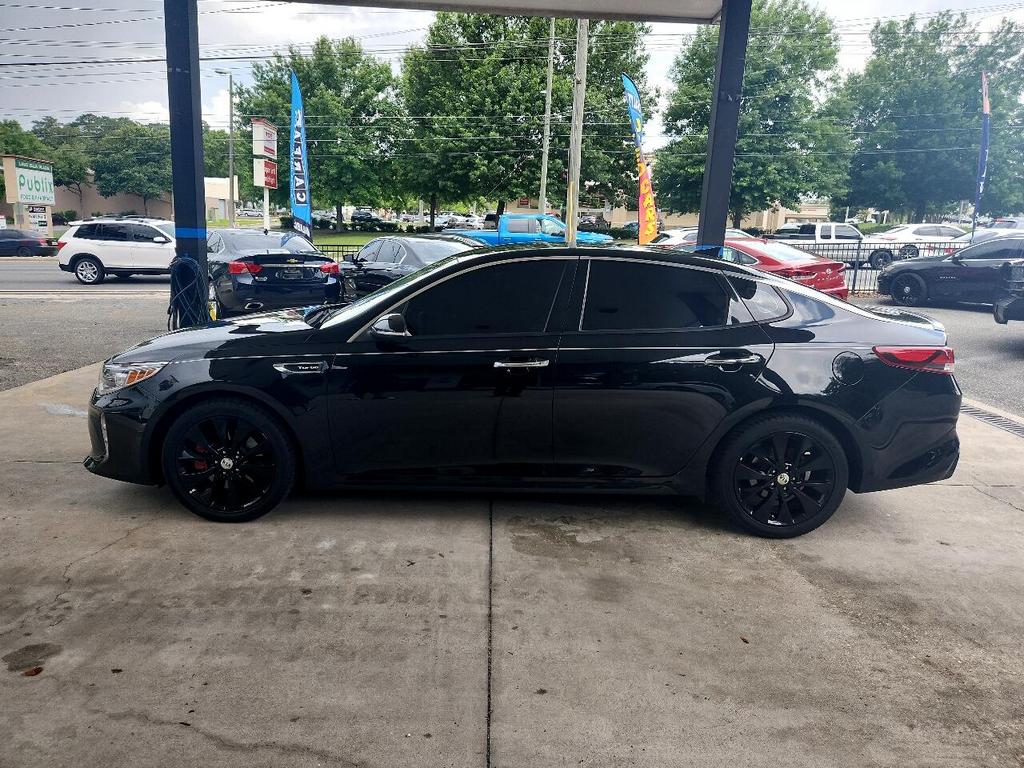 2016 Kia Optima - $10,995