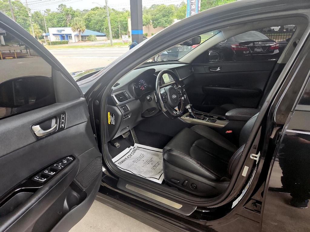 2016 Kia Optima - $10,995