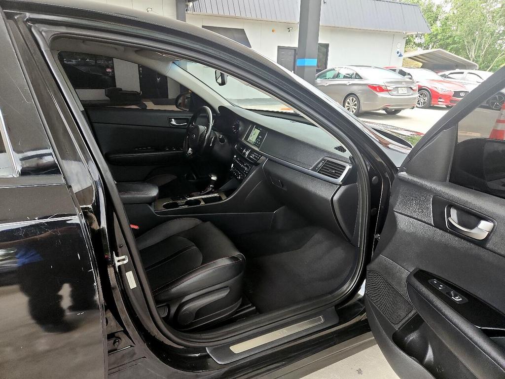 2016 Kia Optima - $10,995