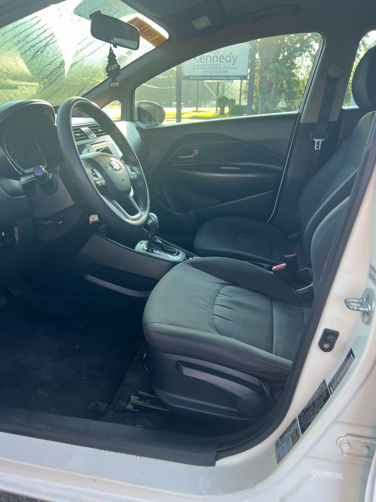 2017 Kia Rio - $19,995