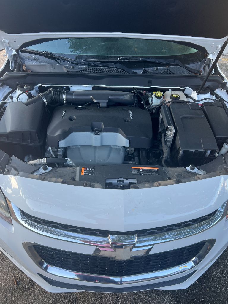 2014 Chevrolet Malibu - $9,995
