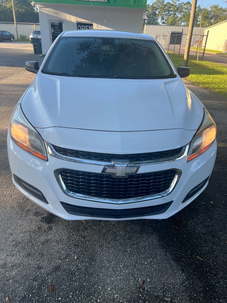 2014 Chevrolet Malibu - $9,995