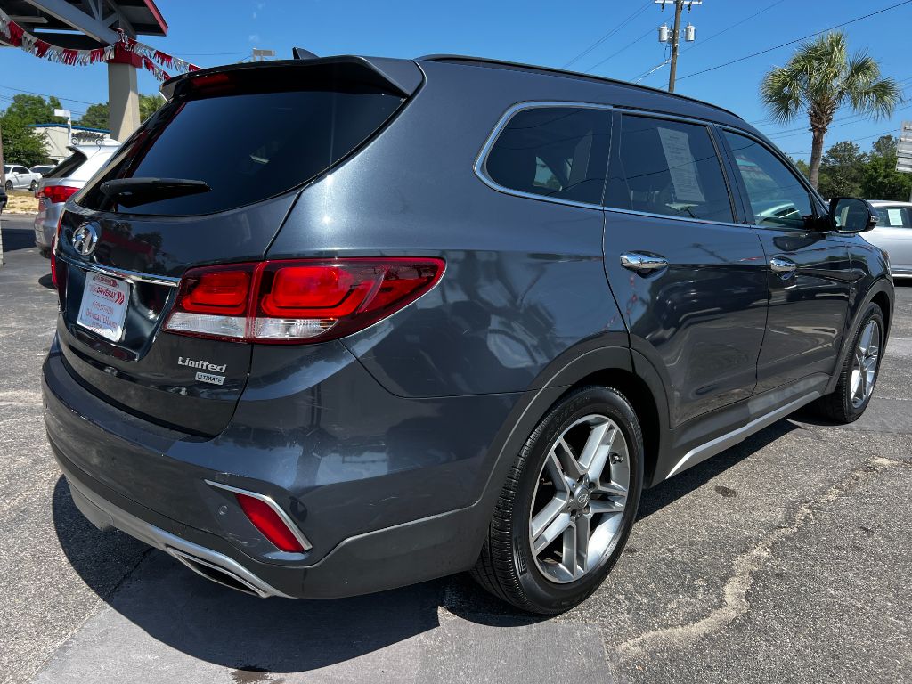2017 Hyundai Santa Fe - $12,995