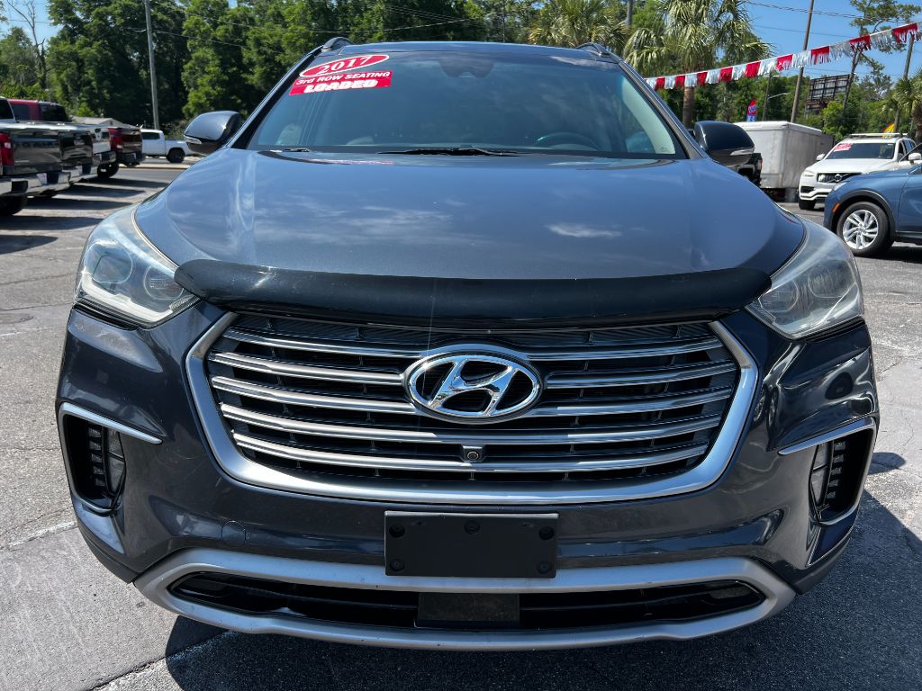 2017 Hyundai Santa Fe - $12,995