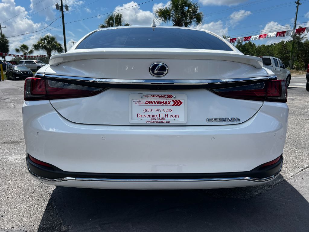 2020 Lexus ES - $27,995