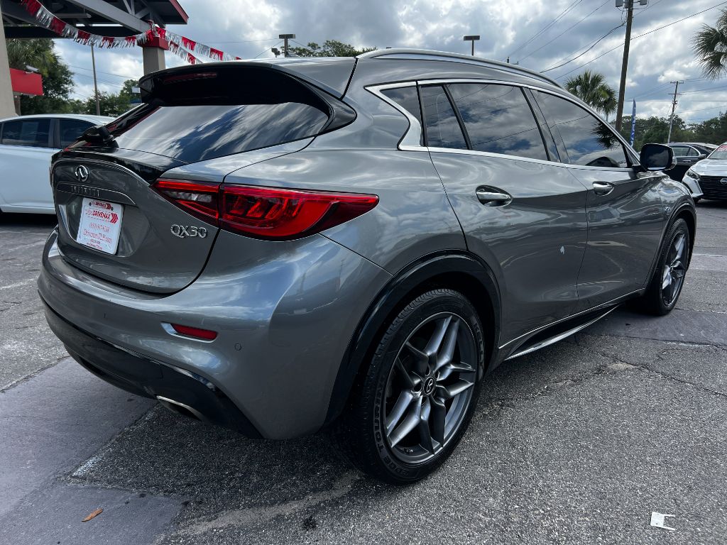 2017 INFINITI QX30 - $11,995