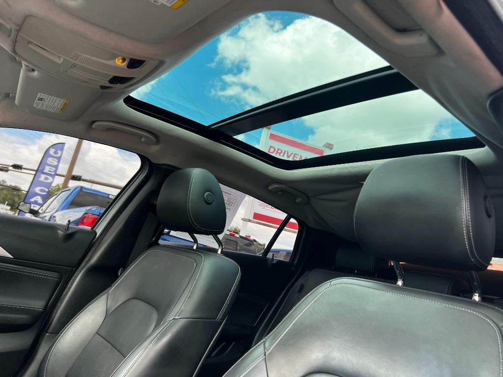2017 INFINITI QX30 - $11,995