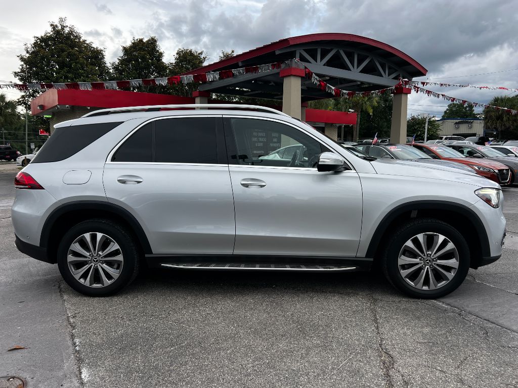 2020 Mercedes-Benz E-Class - $27,595