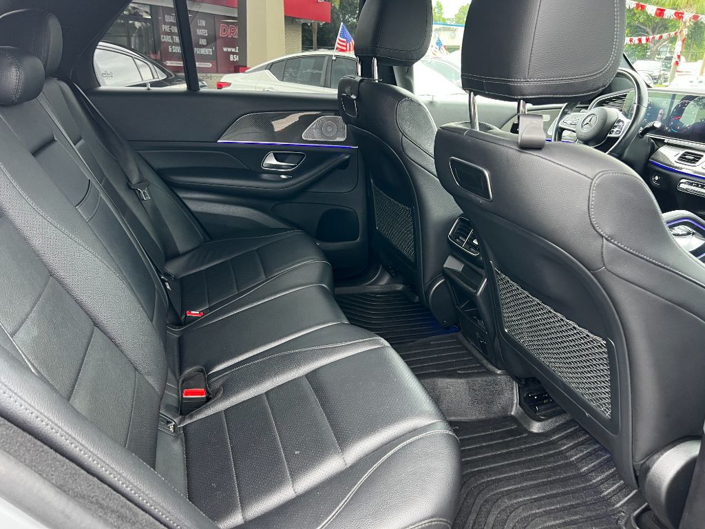 2020 Mercedes-Benz E-Class - $27,595