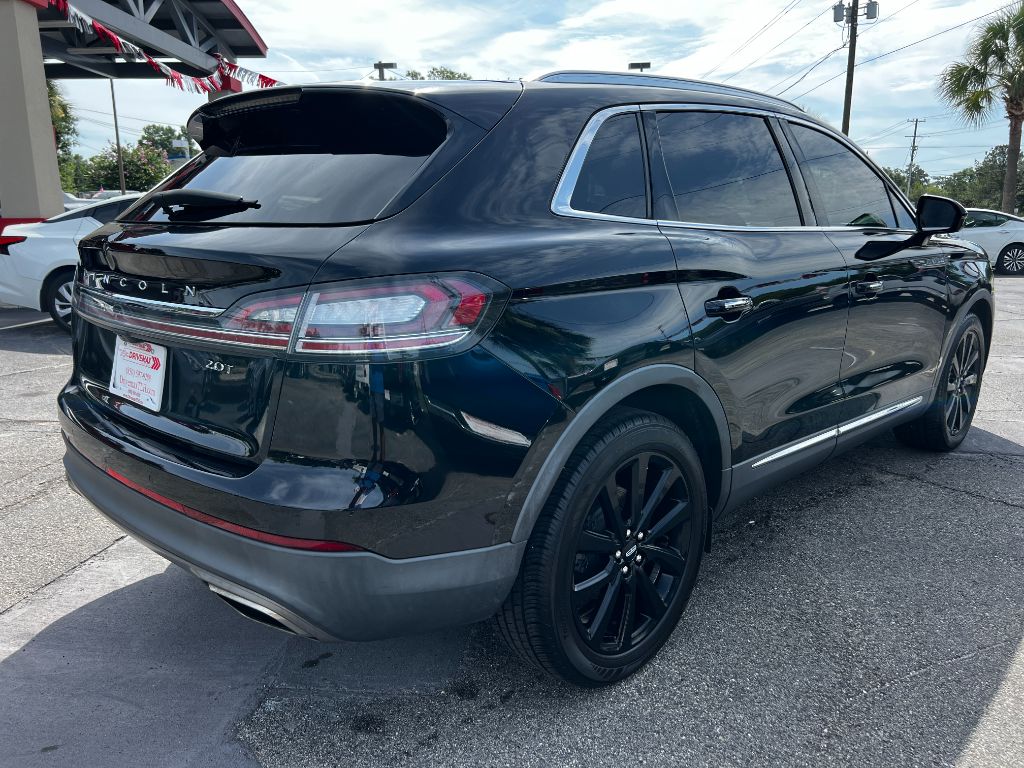 2020 Lincoln Nautilus - $17,995