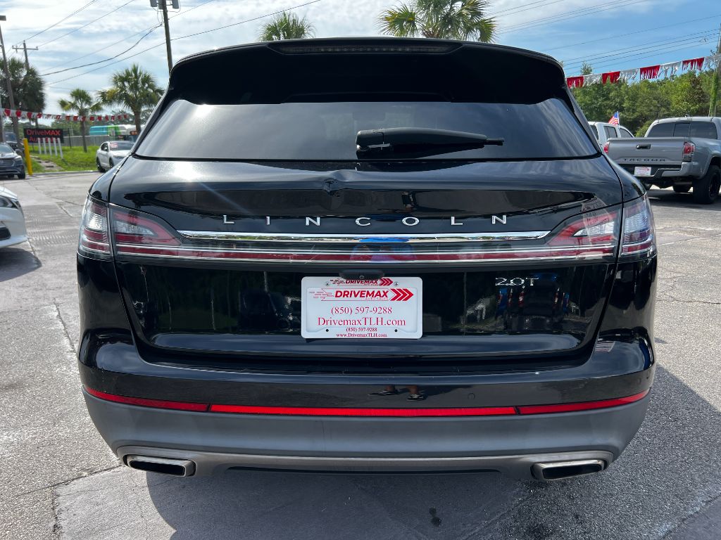 2020 Lincoln Nautilus - $17,995
