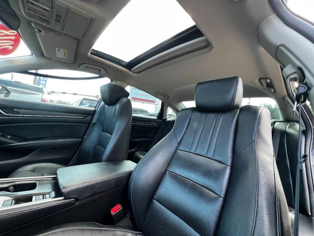 2018 Honda Accord - $15,995
