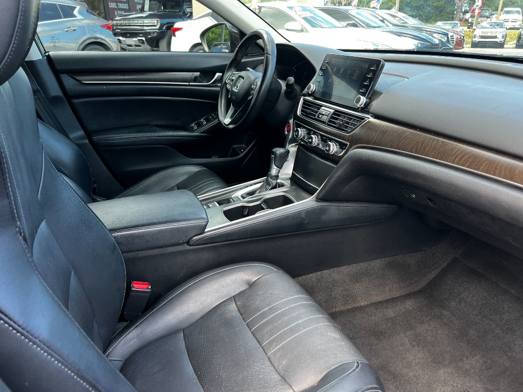2018 Honda Accord - $15,995