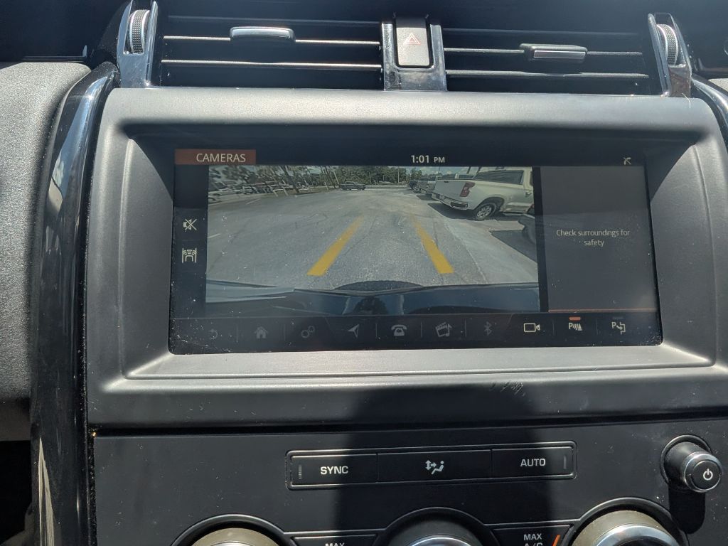 2019 Land Rover Discovery - $17,995