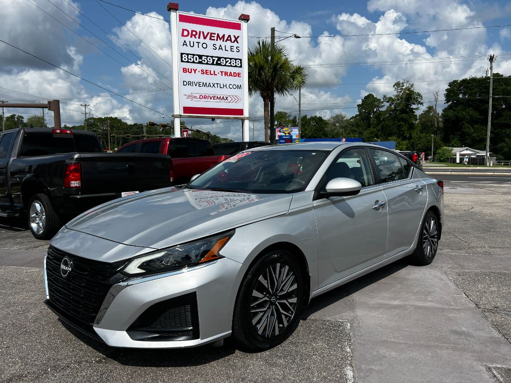 2023 Nissan Altima - $23,995