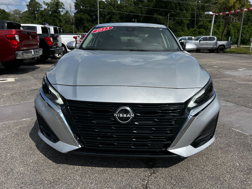2023 Nissan Altima - $23,995