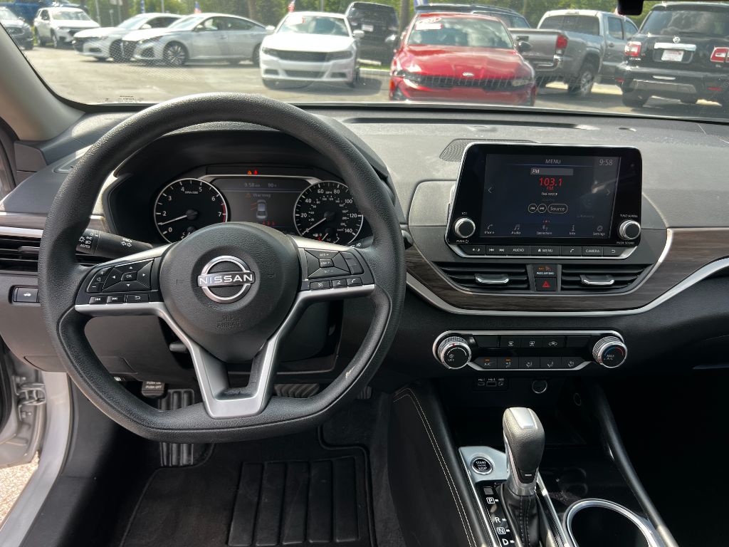 2023 Nissan Altima - $23,995