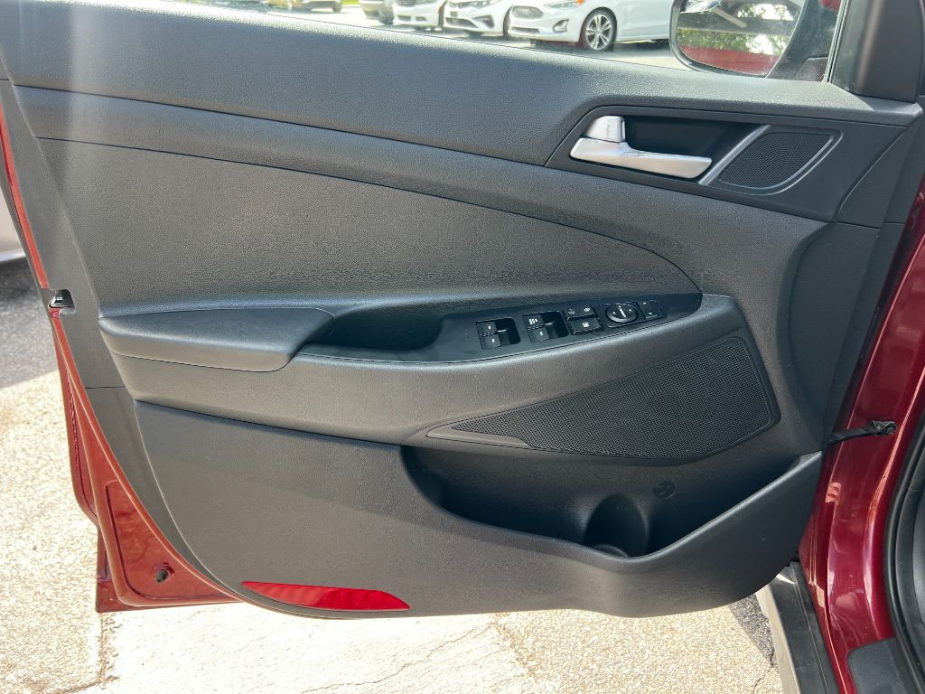 2019 Hyundai Tucson - $11,995