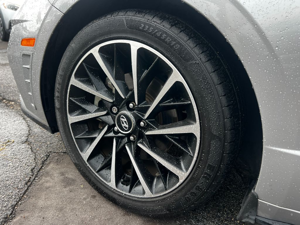 2020 Hyundai Sonata - $17,995