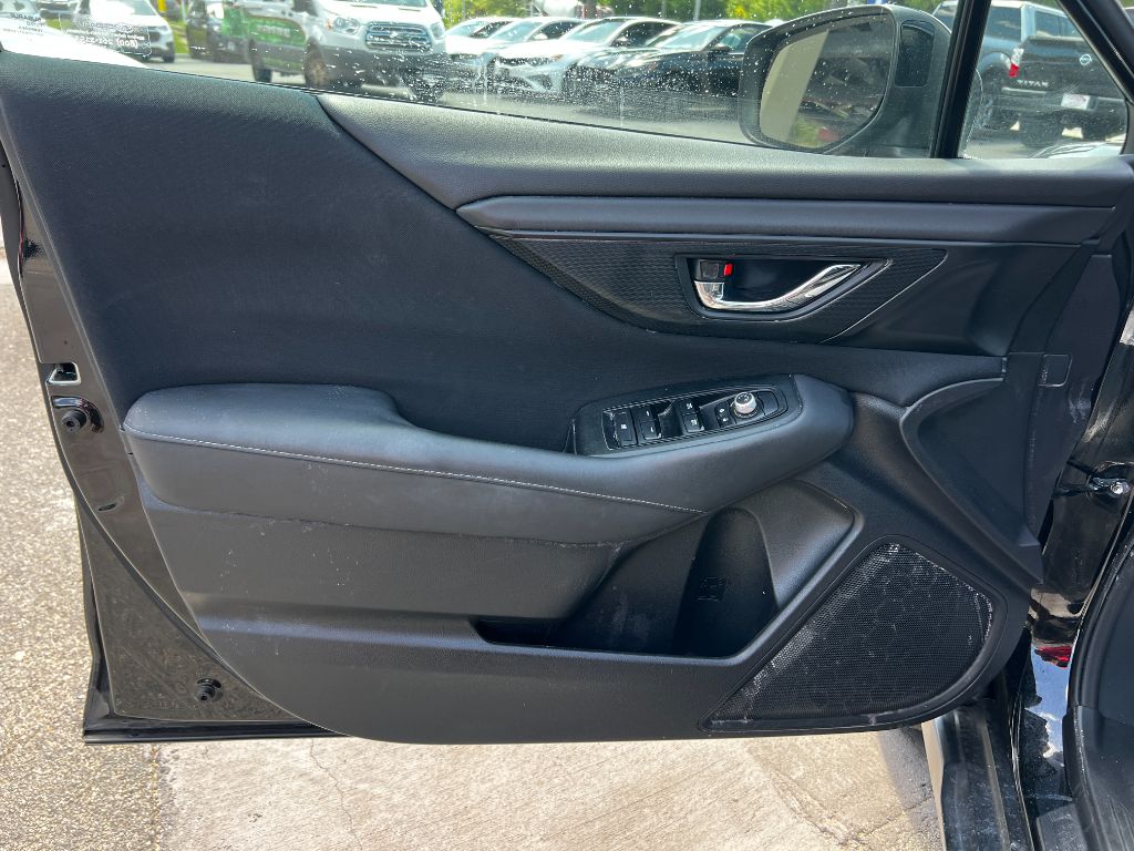 2023 Subaru Outback - $19,400