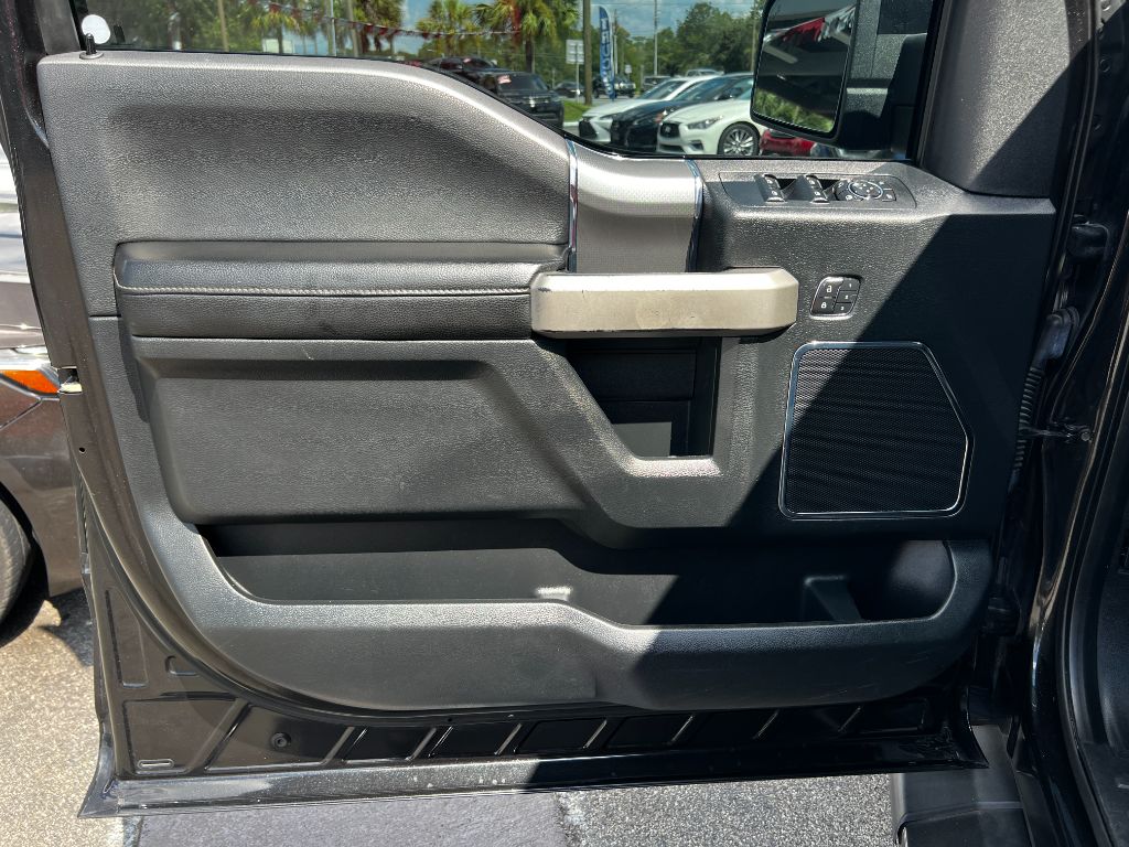 2015 Ford F-150 - $20,995
