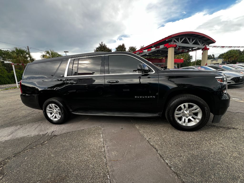 2019 Chevrolet Suburban - $19,995