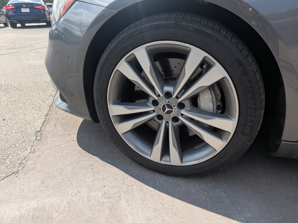 2018 Mercedes-Benz S-class - $26,995