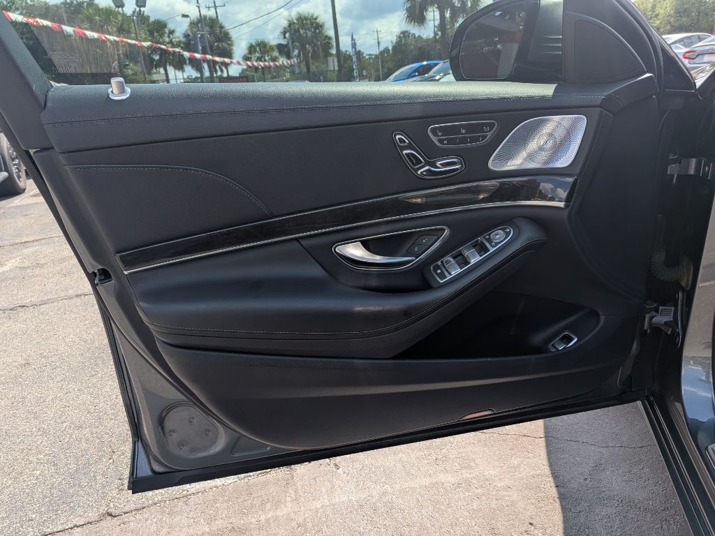 2018 Mercedes-Benz S-class - $26,995
