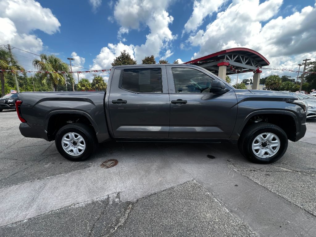 2022 Toyota Tundra - $32,995