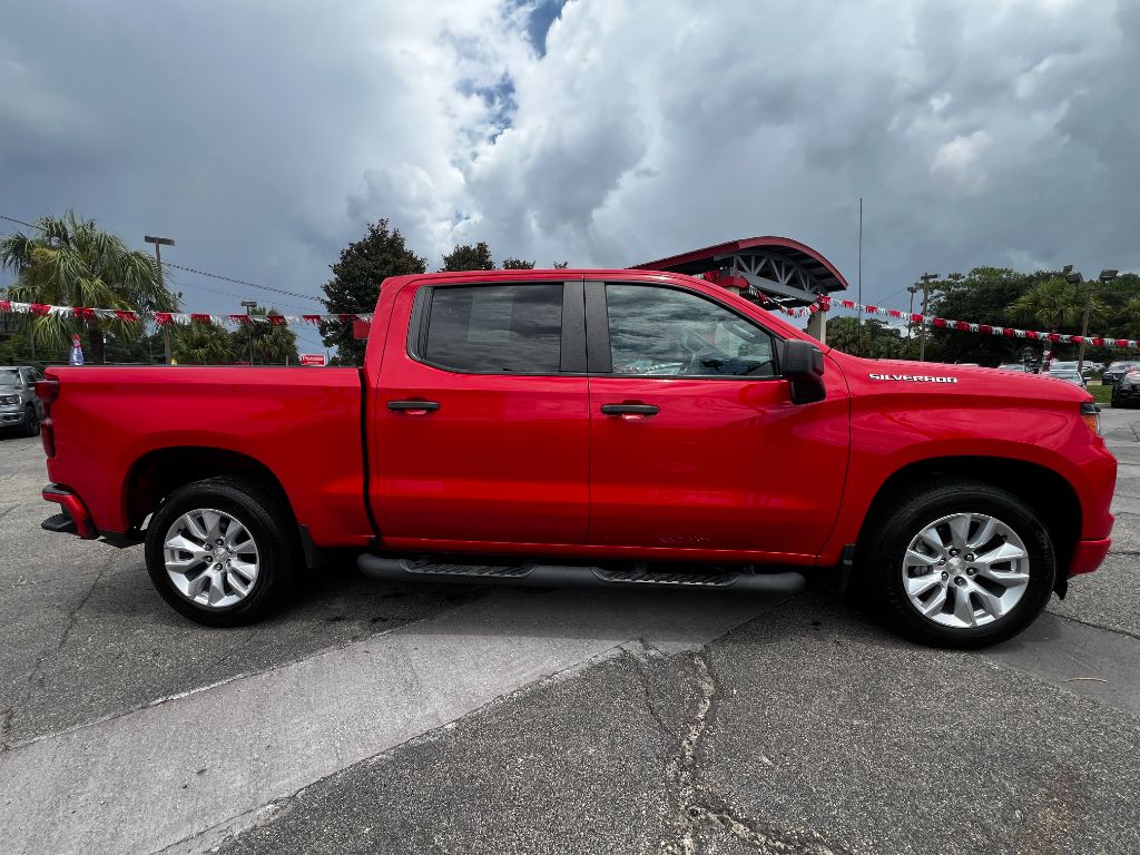 2022 Chevrolet Silverado - $21,995