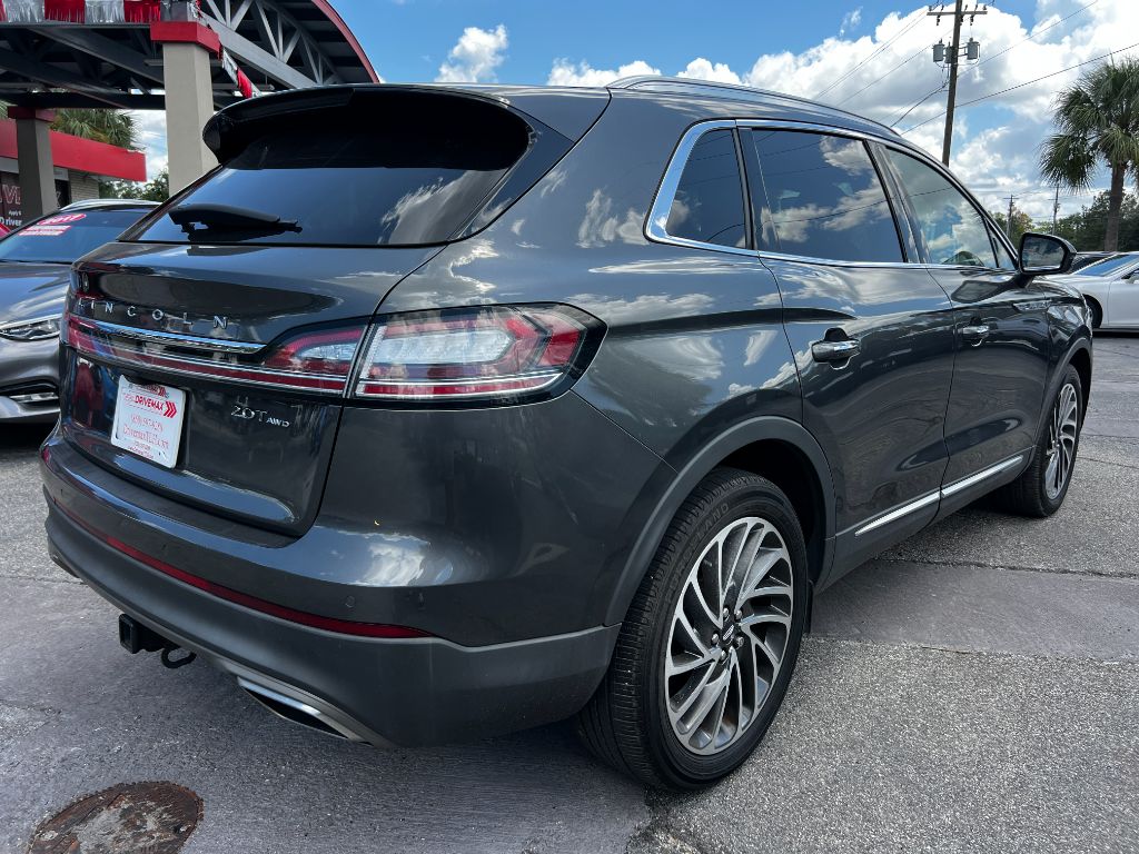 2019 Lincoln Nautilus - $15,995