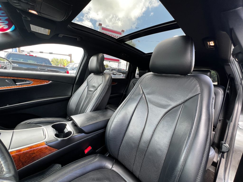 2019 Lincoln Nautilus - $15,995