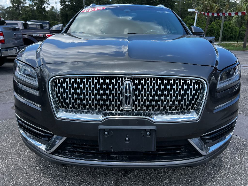 2019 Lincoln Nautilus - $15,995