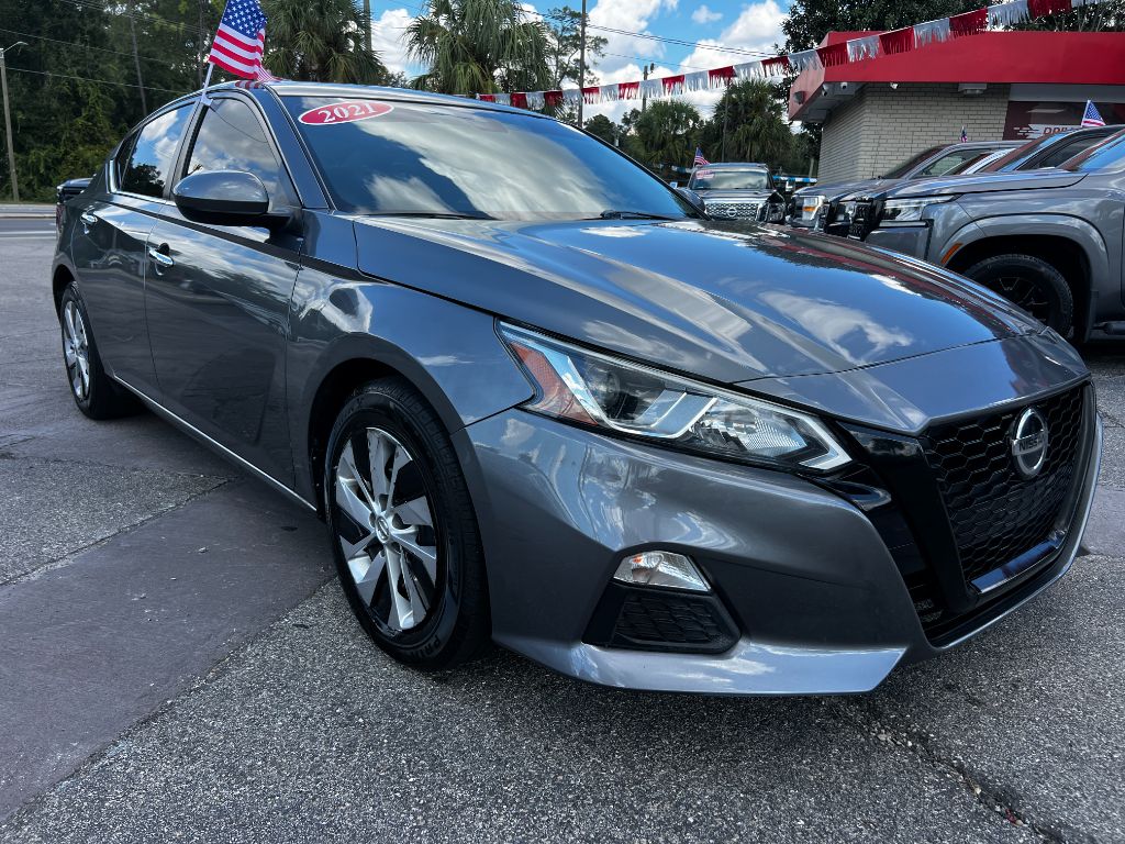 2021 Nissan Altima - $12,995
