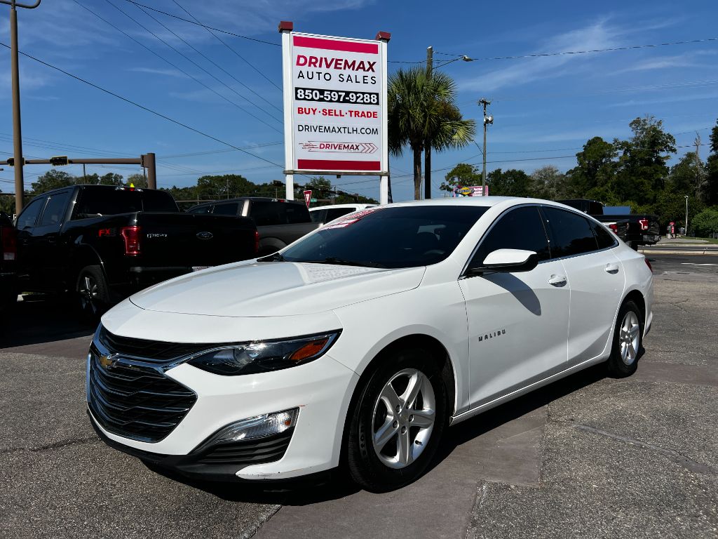 2022 Chevrolet Malibu - $15,995