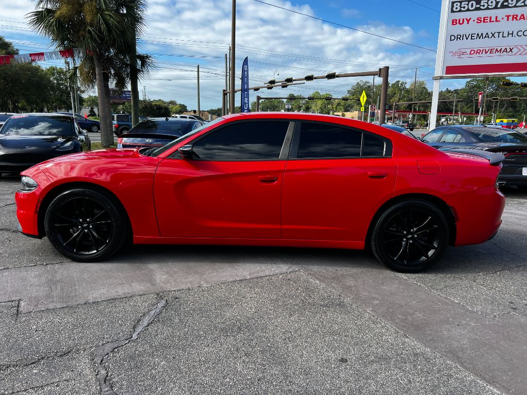 2018 Dodge Charger - $13,995