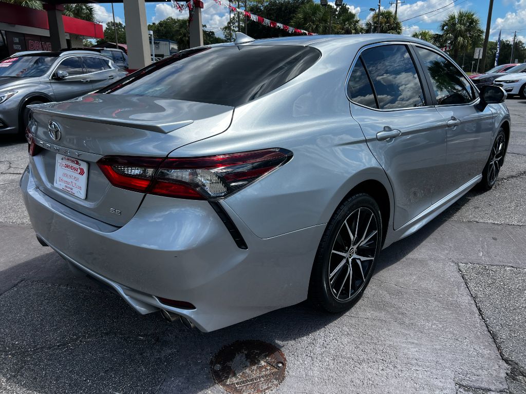2021 Toyota Camry - $18,995