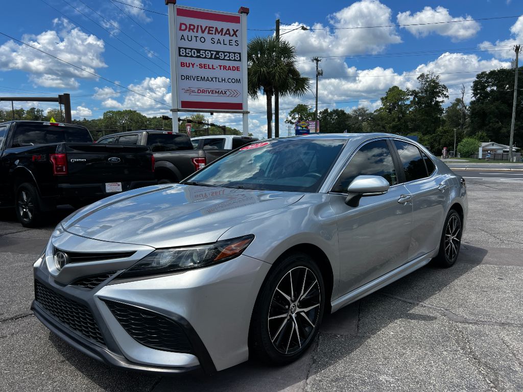 2021 Toyota Camry - $18,995