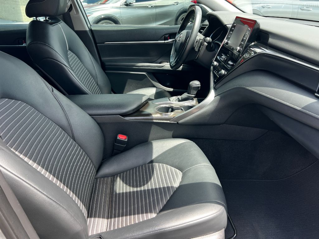 2021 Toyota Camry - $18,995