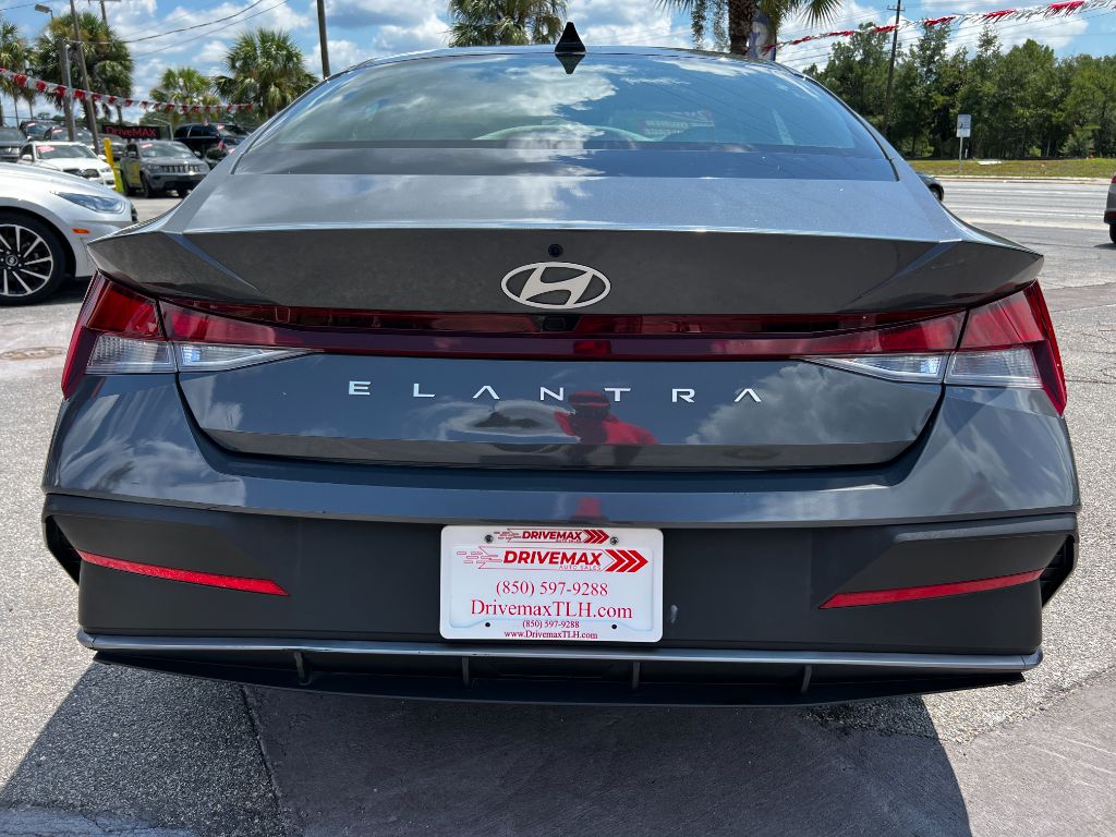 2024 Hyundai Elantra - $19,950