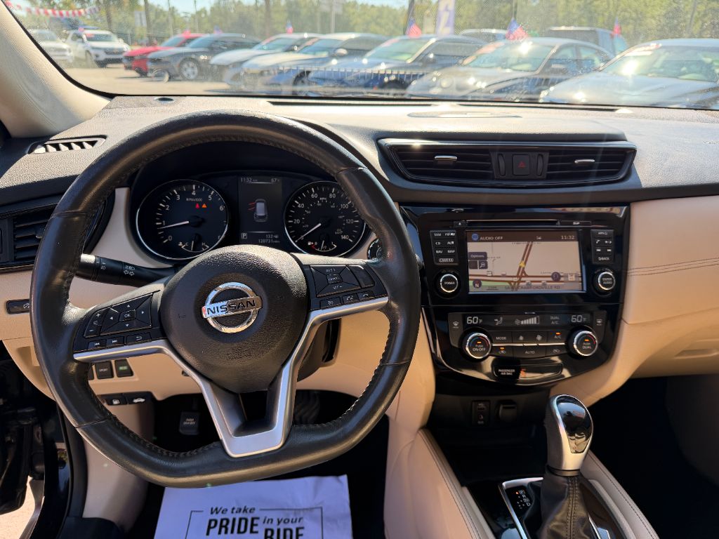 2017 Nissan Rogue - $12,995