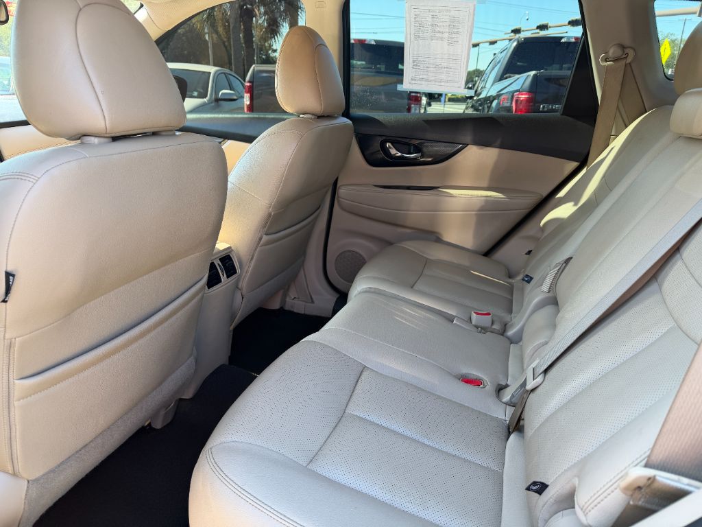 2017 Nissan Rogue - $12,995