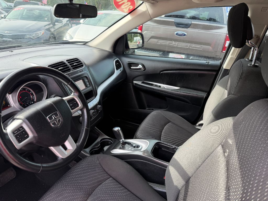2018 Dodge Journey - $9,995