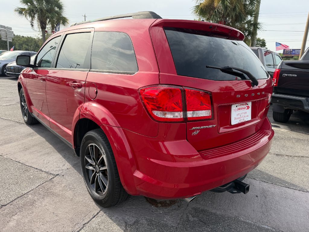 2018 Dodge Journey - $9,995